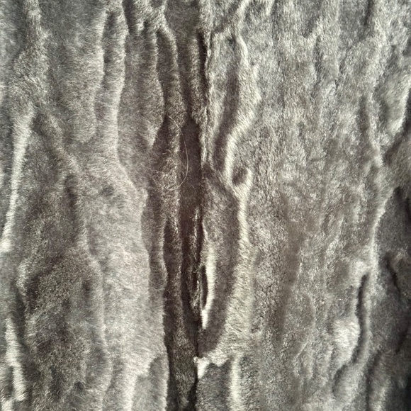 Brunello Cucinelli Reversible Lambskin Textured Fur Coat WOMENS SZ IT 44 / US 8 - Picture 10 of 16